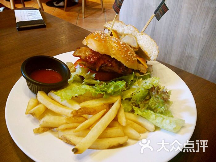 夏威夷菠萝鸡腿堡
