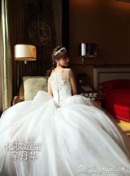 -上海彩妆秀摄影设计有限公司