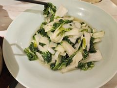 -荷花亭·湖北融合菜(中商广场店)
