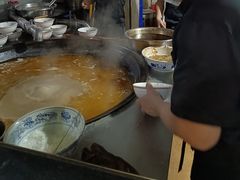 好大一锅牛肉汤-兄弟俩老李家牛肉汤(总店)