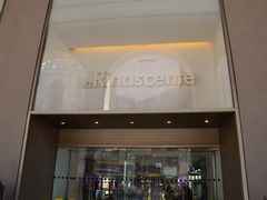 -文艺复兴百货(米兰大教堂广场店)