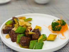 汁烧牛柳粒小瓜-盈晖海鲜酒家(威尼斯人店)