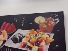 -佰搭果·广式茶餐厅(西华路店)