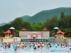 -汤山欢乐雪世界