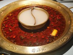-哥老官重庆美蛙鱼头(日月光店)