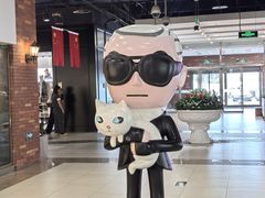 -燕莎奥特莱斯购物中心