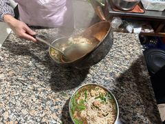 -正宗杨记普洱酸醋米线(总店)