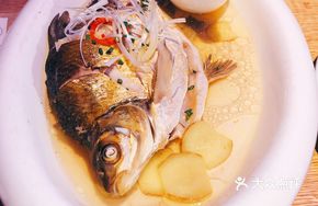 Ancient Method Steamed Wu Chang Fish