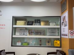 -雅悦齿科(顾村公园店)