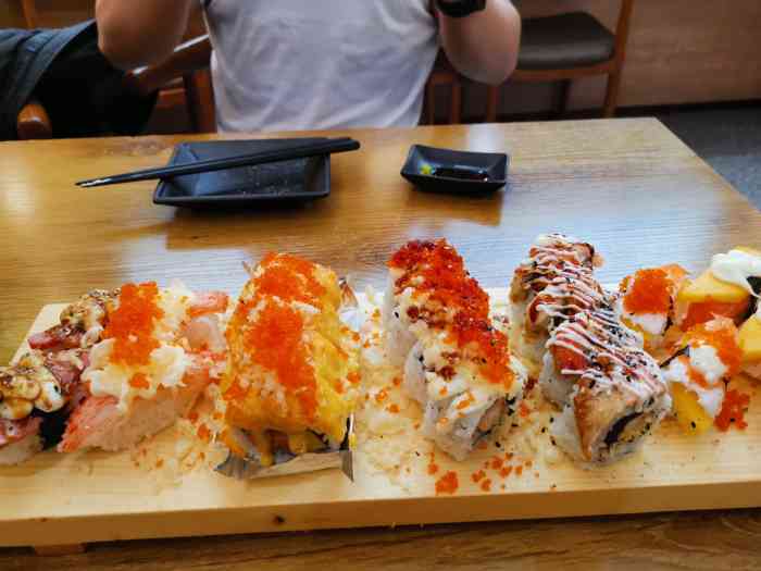 j先生寿司(集美店)-"哈咯哈～8215阿星同学来探新店啦～又是我.