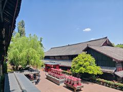-峨眉山报国寺