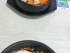 -拌来拌去石鍋拌飯(文鼎店)