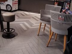 -肯德基(成山路地铁站店)