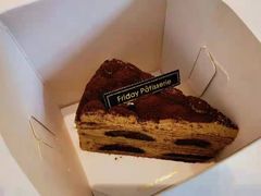 -Fridi Patisserie Cafe