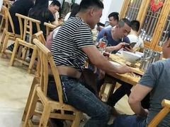 等位区-浏阳小饭铺(洪西小区店)