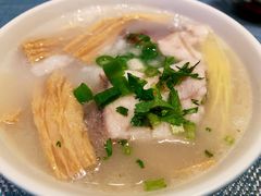 龙趸鱼靓汤-济南香格里拉·咖啡泉自助餐厅