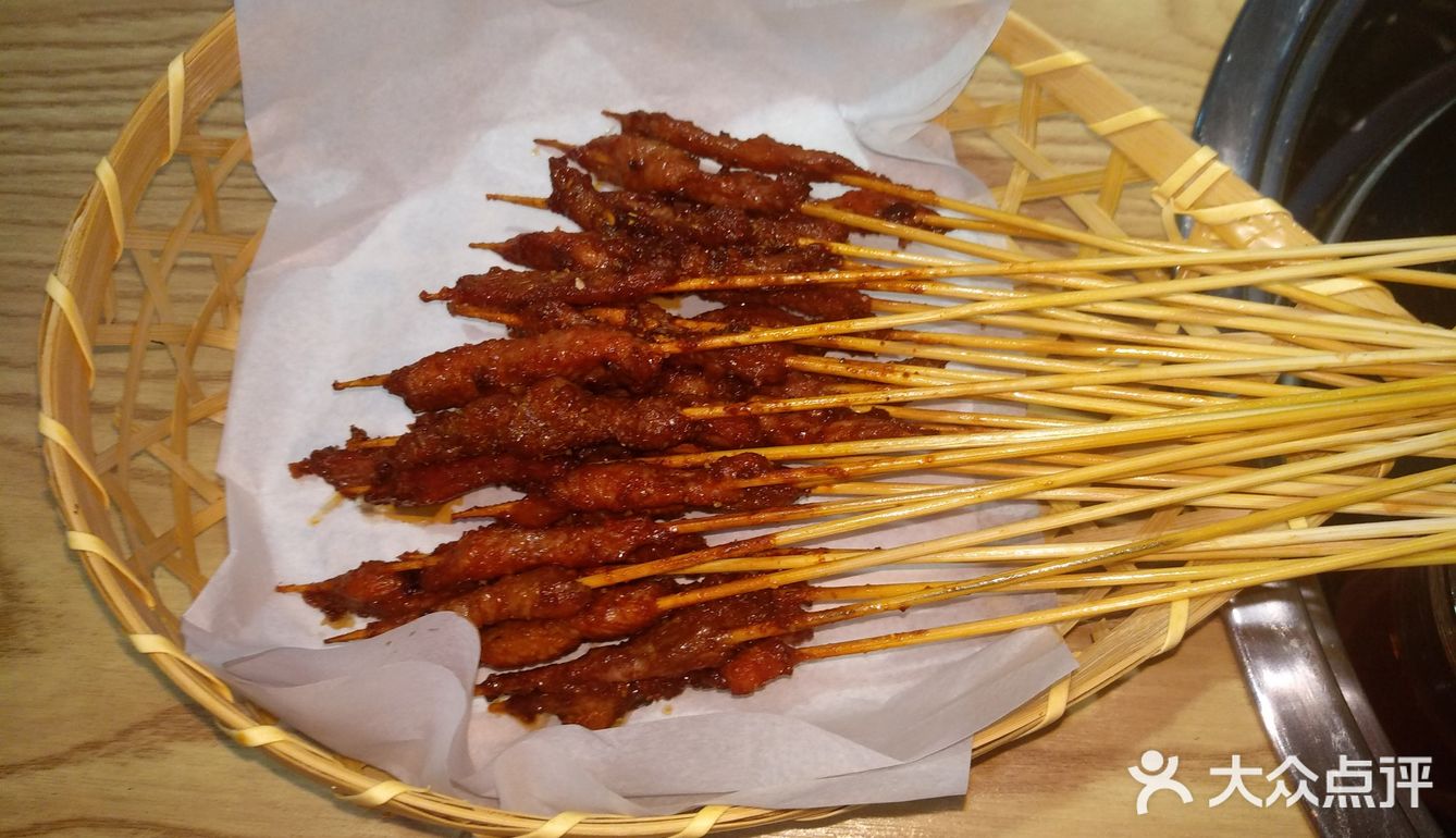 8.8的米线竟然还送炸肉，令人震惊