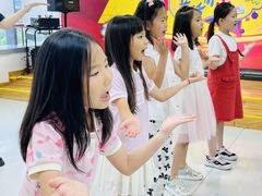 -蓝话筒·少儿成人演讲口才·主持朗诵·戏剧表演(大华第一坊店)