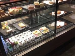 面包甜点陈列柜-星巴克(七宝领展广场1F店)