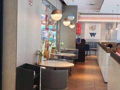 -必胜客(江桥万达店)