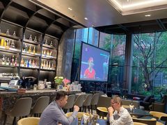 -星河吉酒店-BOND大堂吧·咖啡·简餐