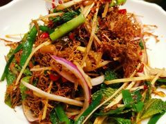 -老滇山寨•云南特色菜•地方菜•民族风情歌舞表演(金碧店)