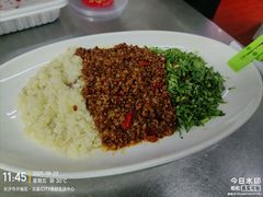 -味上湘菜馆(岳麓山店)