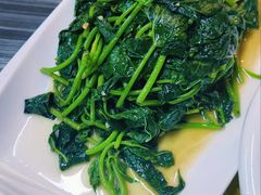 地瓜叶-姐妹临高乳猪店(海垦路店)