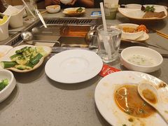 -海底捞火锅(高新活力城Villgae店)