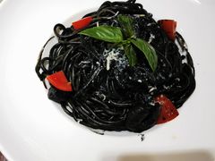 墨鱼汁虾仁意面-斯比特花园西餐厅(东方商厦店)