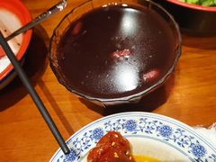 冰糖花生红豆汤-爆炸头阿姨小四川正宗川味小吃(无任何分店)