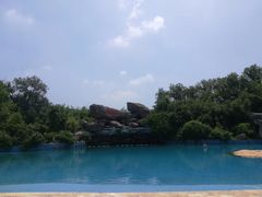 -金孔雀温泉旅游度假村