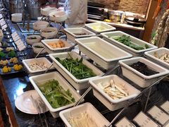 自助取餐区-汇泉王朝大饭店-旋转餐厅(南海路店)