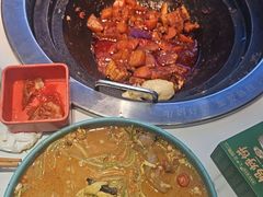 -满兴咱妈烀饼铁锅炖(兰州北街店)