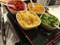 -鲜入围煮花胶鸡海鲜火锅