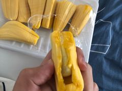 -卜蜂莲花(浦江城市生活广场店)