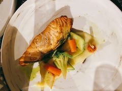 三文鱼-宴悦海鲜餐厅·游水海鲜·牛排(亚龙湾瑞吉店)