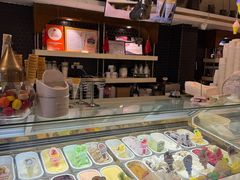 -MADO冰淇淋咖啡馆(淘金店)