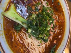 -重庆石磨豆花庄(乔庄店)