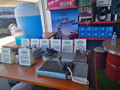 -路路通百辰汽车服务连锁(三合店)