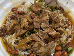 -阿阳牛腩腌面店
