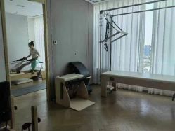 -慢脚印孕产中心(园区国金店)