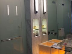 -上海滴水湖皇冠假日酒店