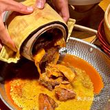 跟风吃这家湘西菜馆，排队1小时真值哭了