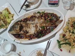 -鲁南仔·滕州炒鸡(经三路店)