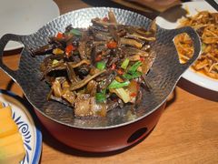 -小放牛炒菜馆(军校店)