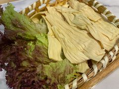 -六少·猪肚包鸡火锅(卓悦INTOWN店)