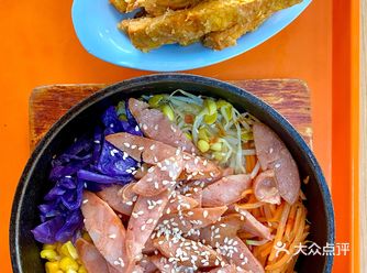 武大食堂｜热腾腾石锅拌饭还带脆锅巴！