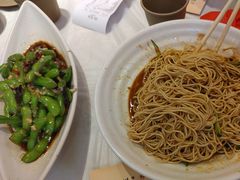 -肥肥虾庄·金牌油焖大虾(首义路店)