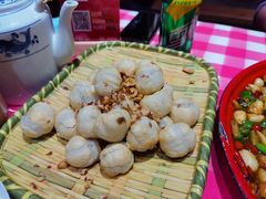 -思博半步颠小酒馆(梦时代店)